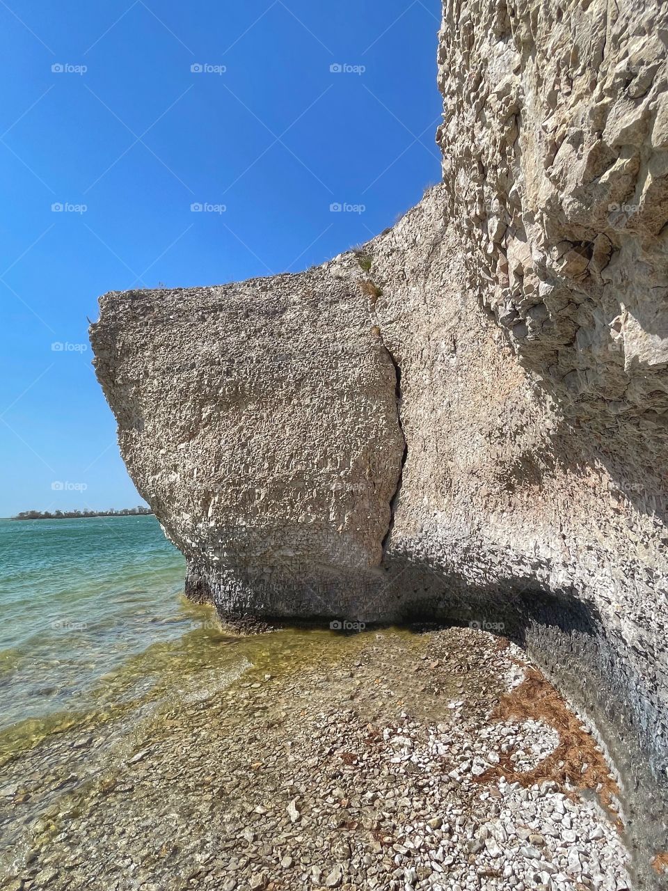 Rocky cliff 