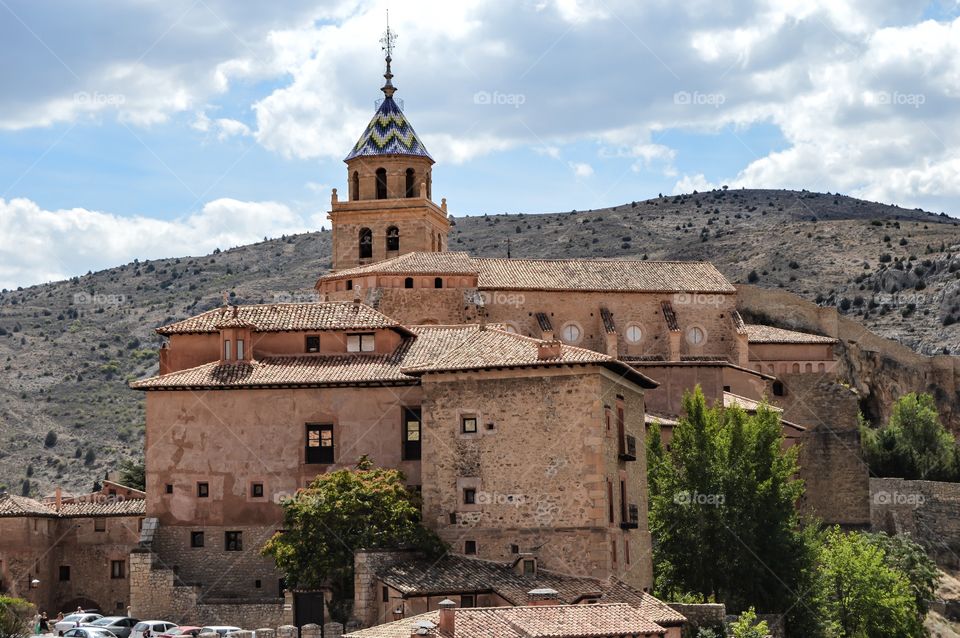 Vista de Albarracin. Vista de Albarracin, Catedral del Salvador (Albarracin - Spain)