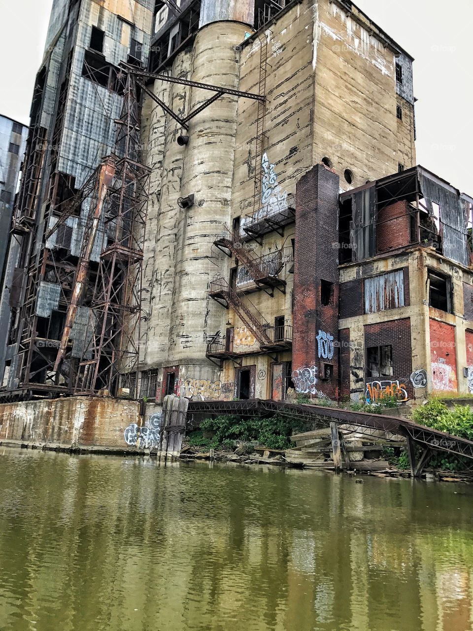 Grain silo abandoned