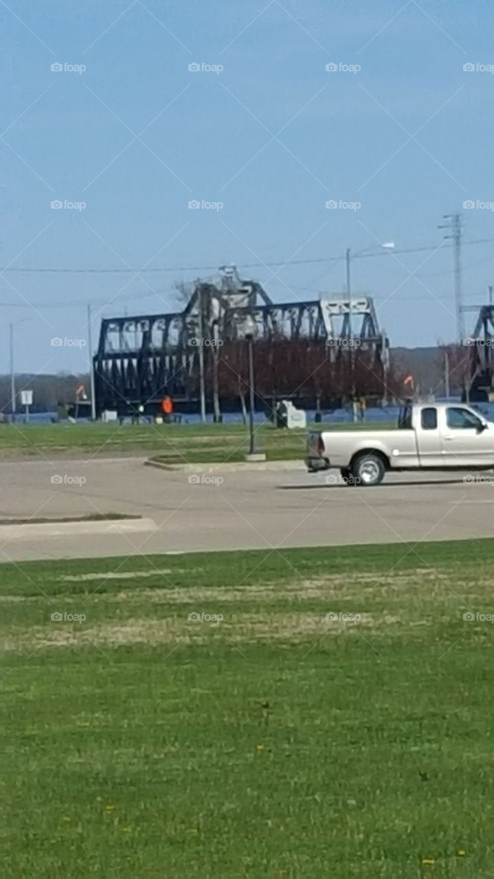 swing bridge