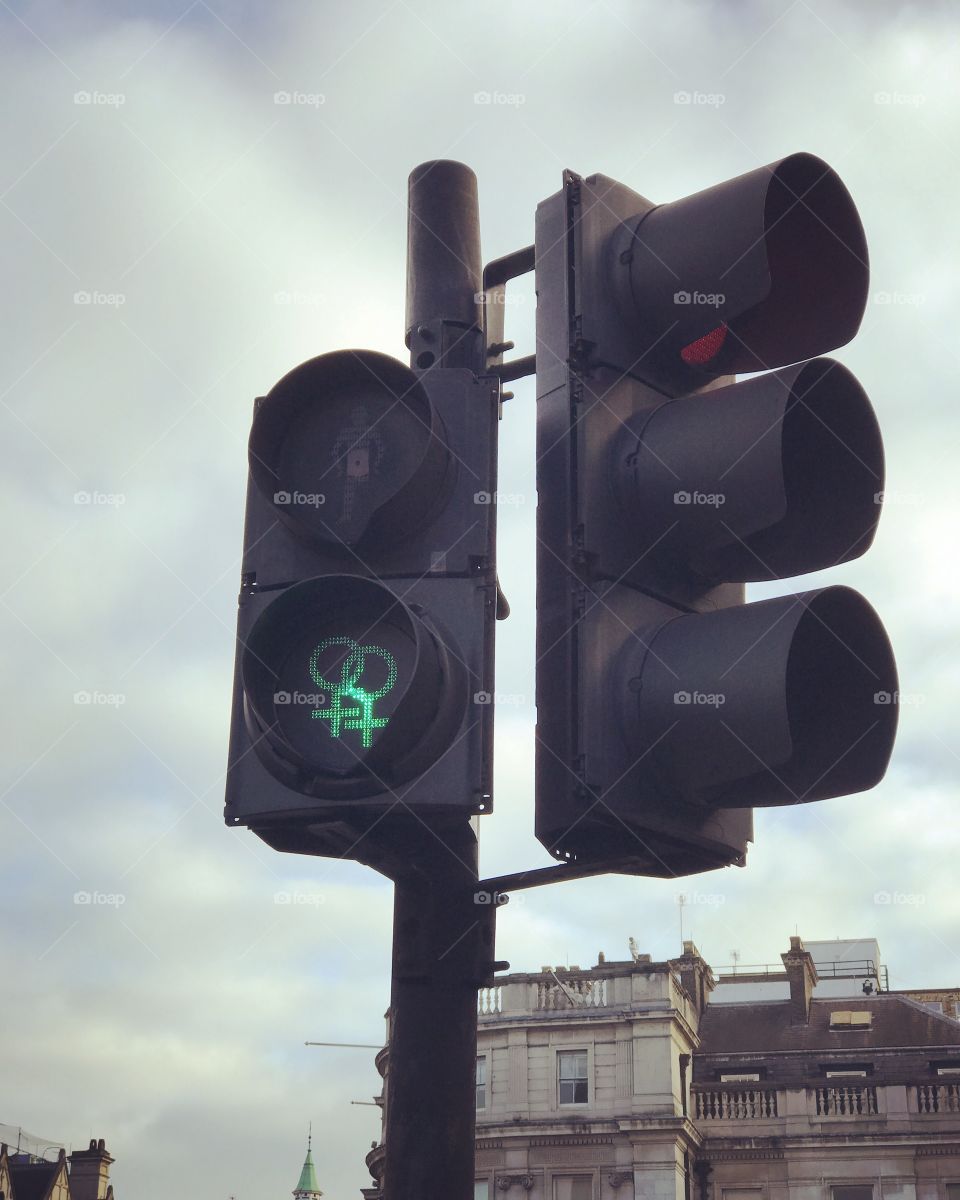 Traffic light modified to support LGBT community