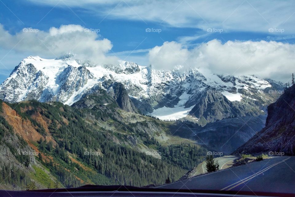 Road through the Cascade Mountains