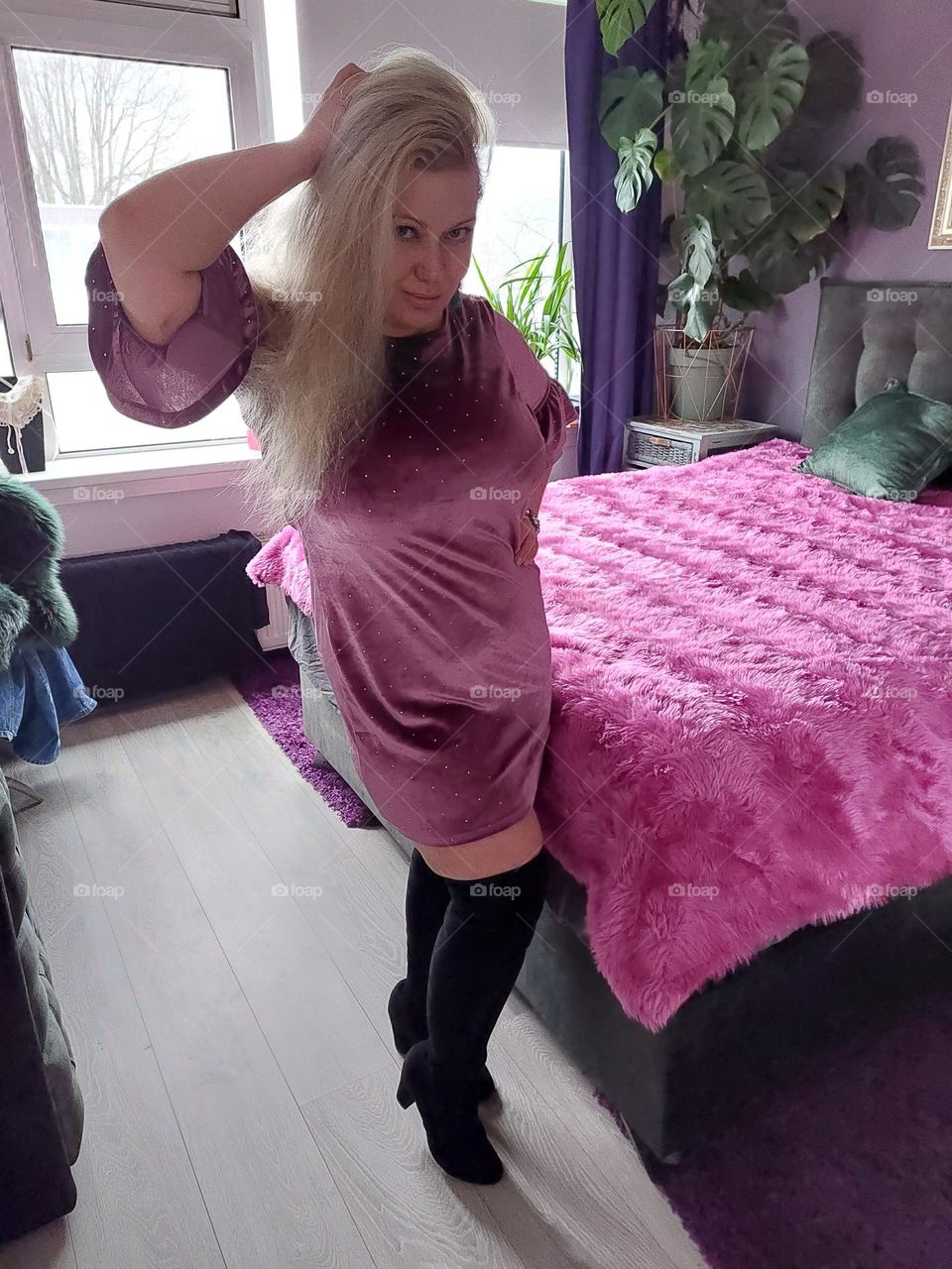 pink bedroom girl2