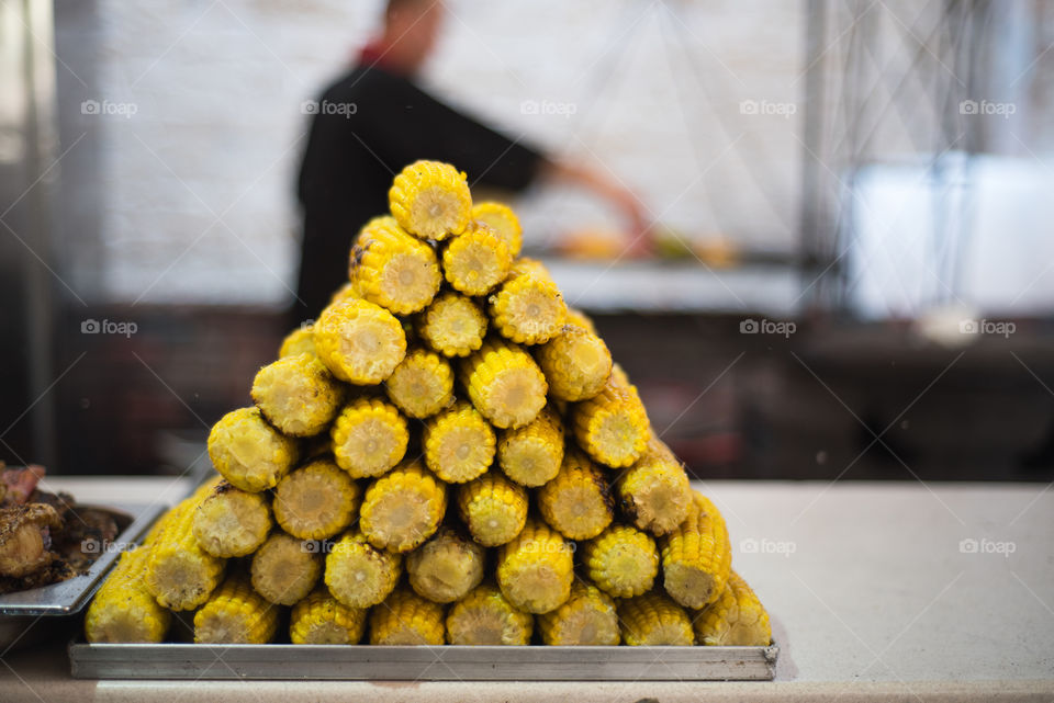 Grilled sweet corn