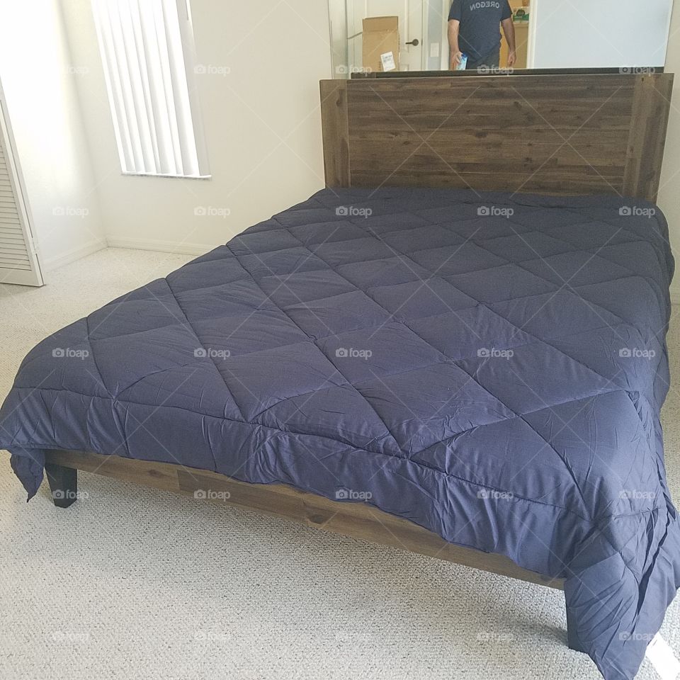 & then the temperpedic came, & then the Navy Blue QUILT TO FINISH AND TIE in with the Rustic Bed Frame. 🙊🙅