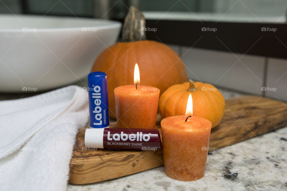 Candlelit Halloween with Labello 