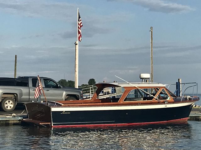 Wood boat 