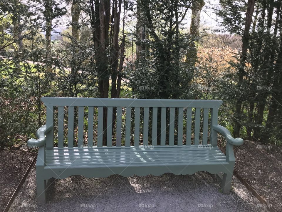 A high quality resting place is provided amidst a back drop of country beauty.