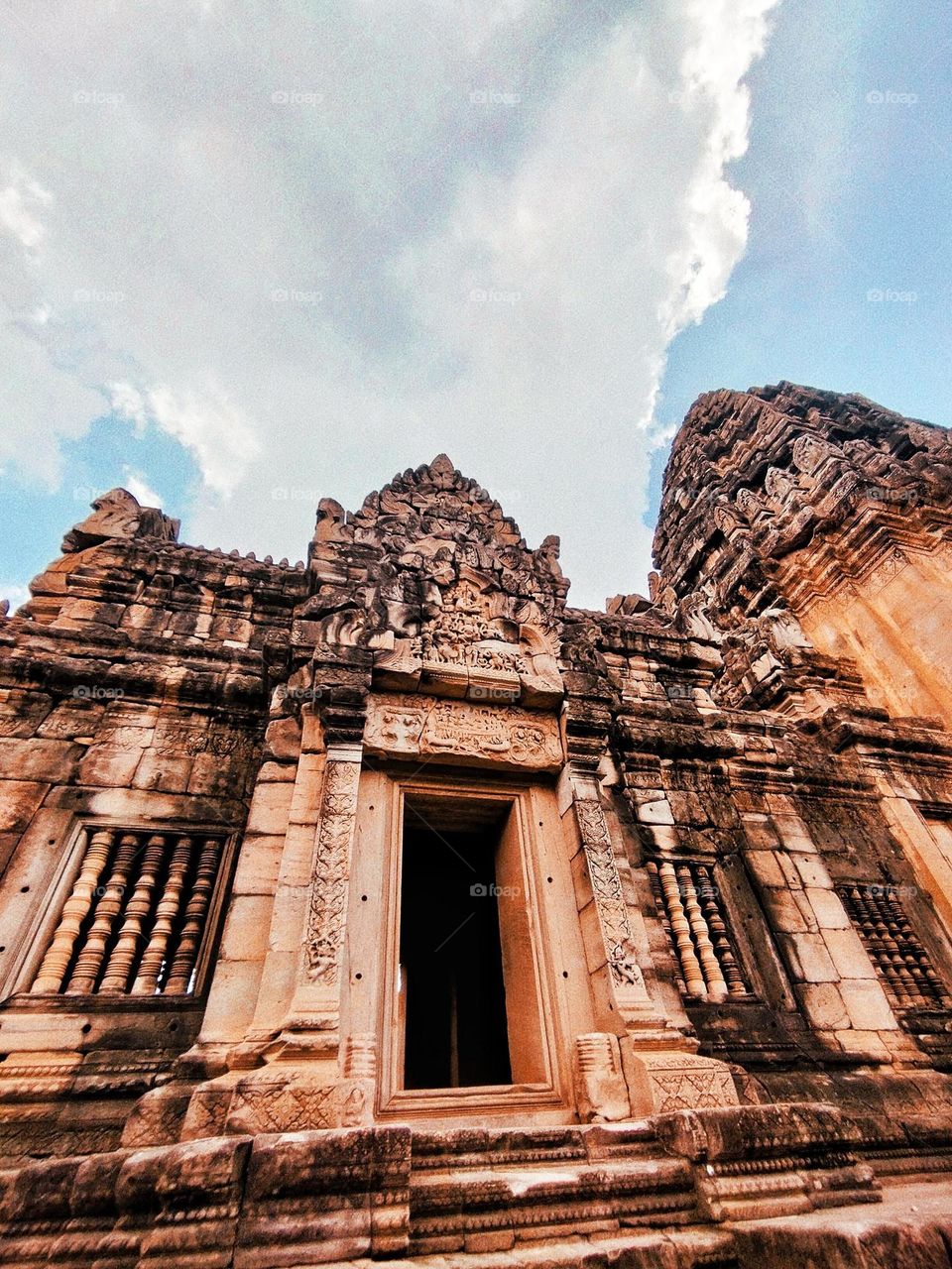 Ancient castle in Thailand It's called Prasat Hin Phimai.