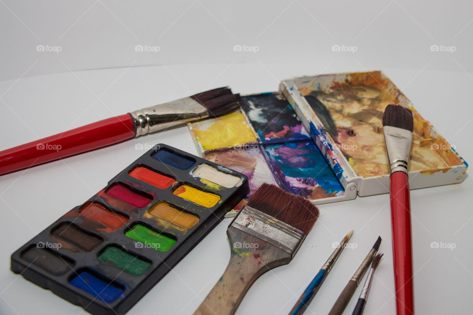 Gouache colors and painting brush tools