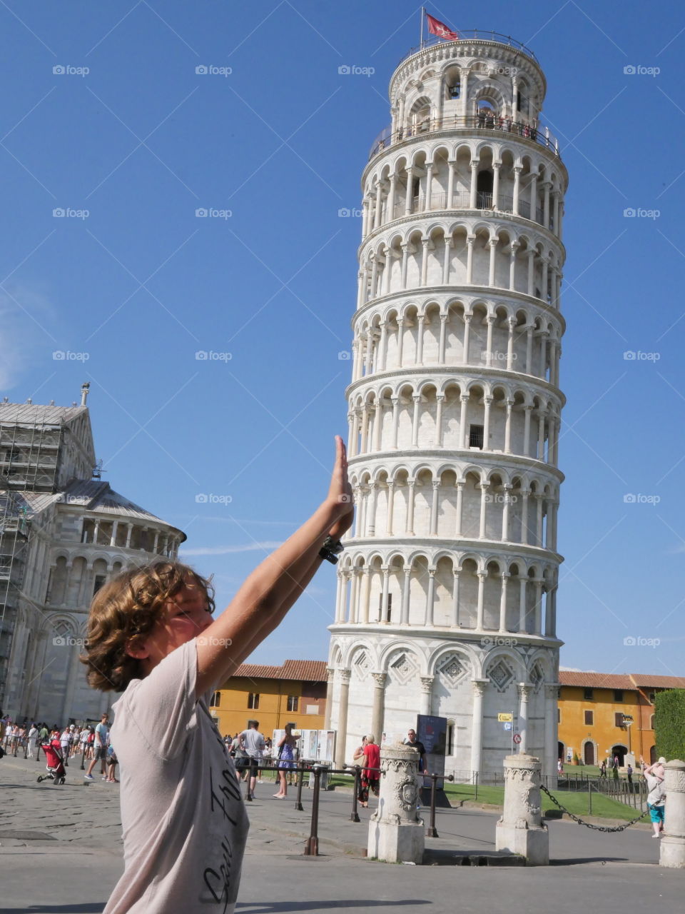 tower kid Pisa