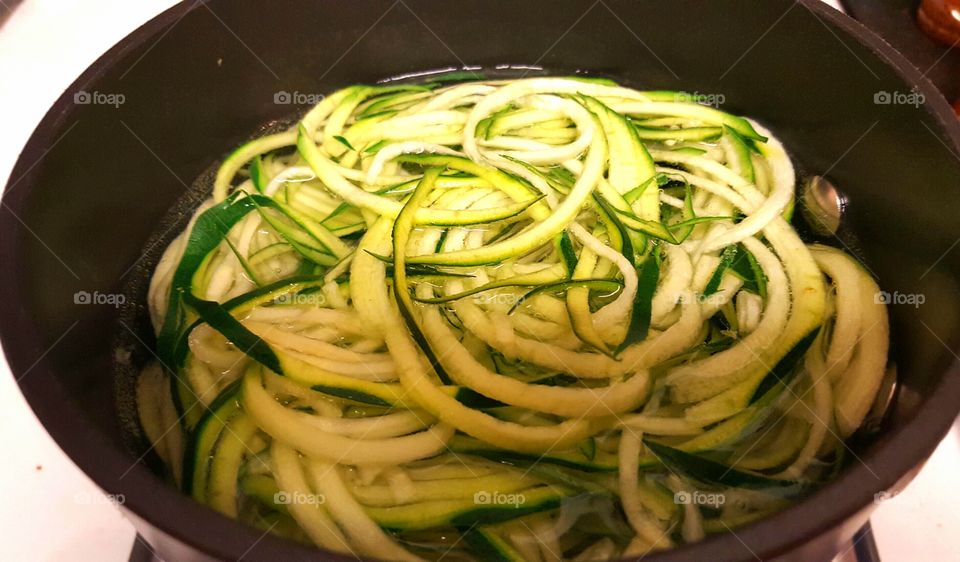 cooking zucchini spaghetti