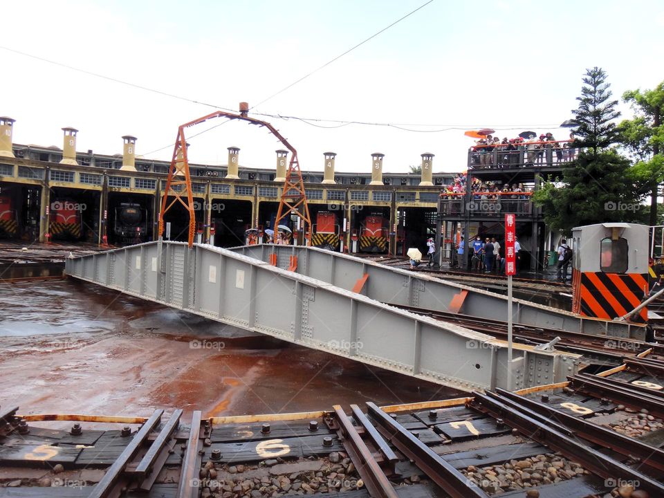 Changhua Roundhouse is a railway roundhouse operated by the Taiwan Railway Administration . The roundhouse is located directly north of Changhua railway station. Built in 1922, it is the only surviving railway roundhouse in Taiwan.