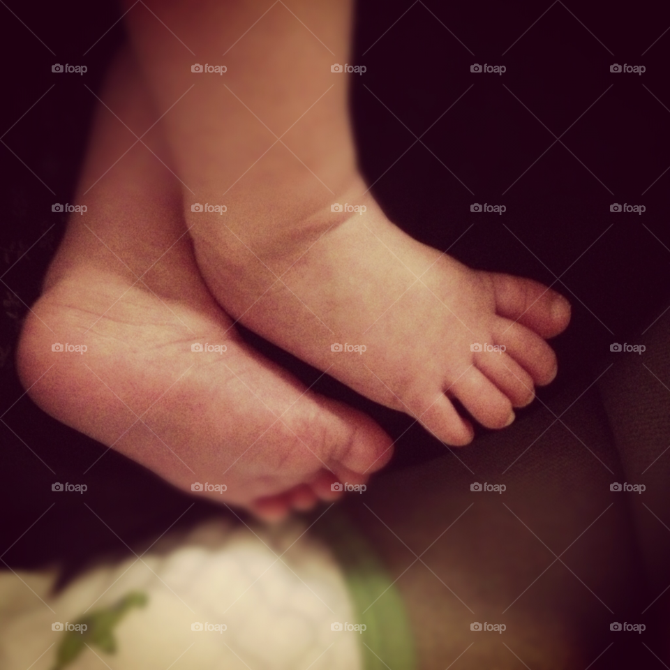 baby feet new born newborn by nixxy12