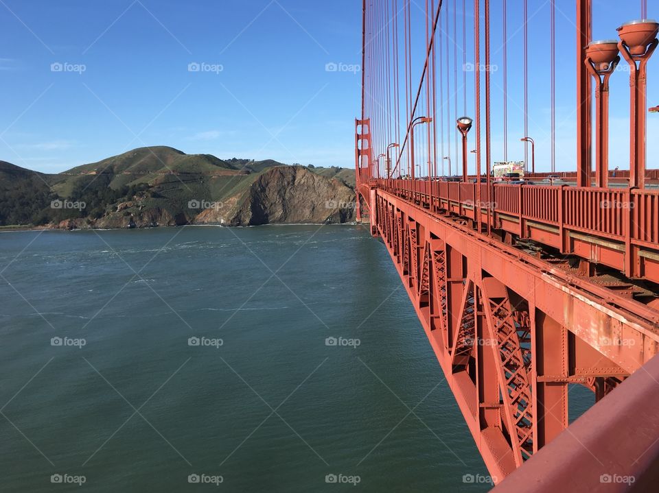 San Francisco’s jaw dropping Golden Gate Bridge encompassed by it’s breathtaking surroundings. 