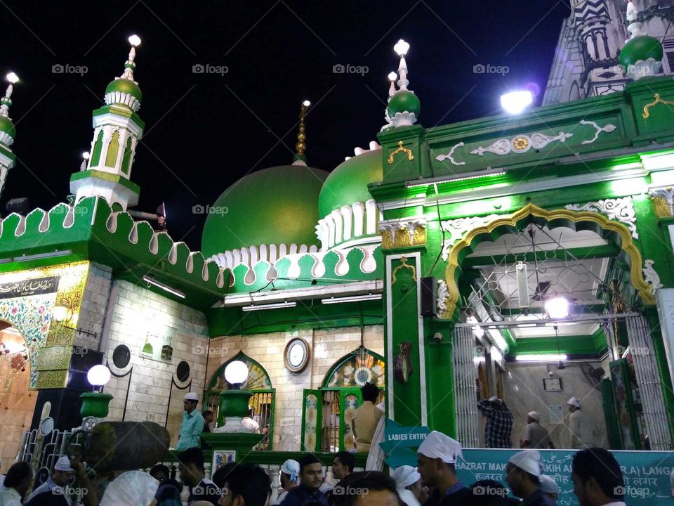 green tomb of Sufi Saint shrine