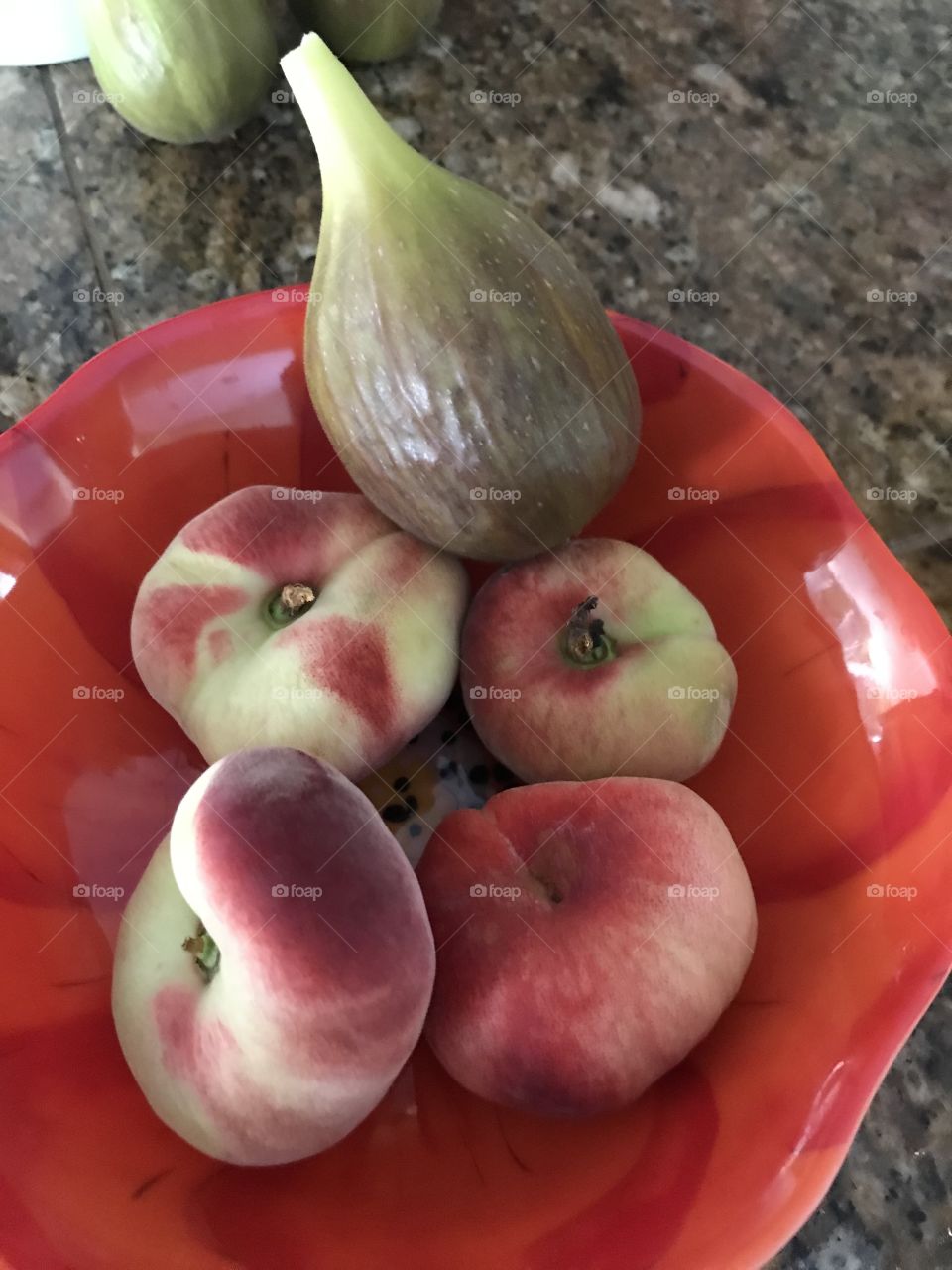 Fresh garden peaches and fig 