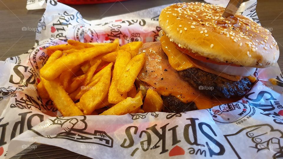 Cheeseburger and fries @ Spike's, Monterrey