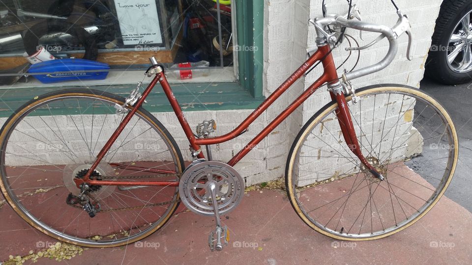 seatless cycle. old bike