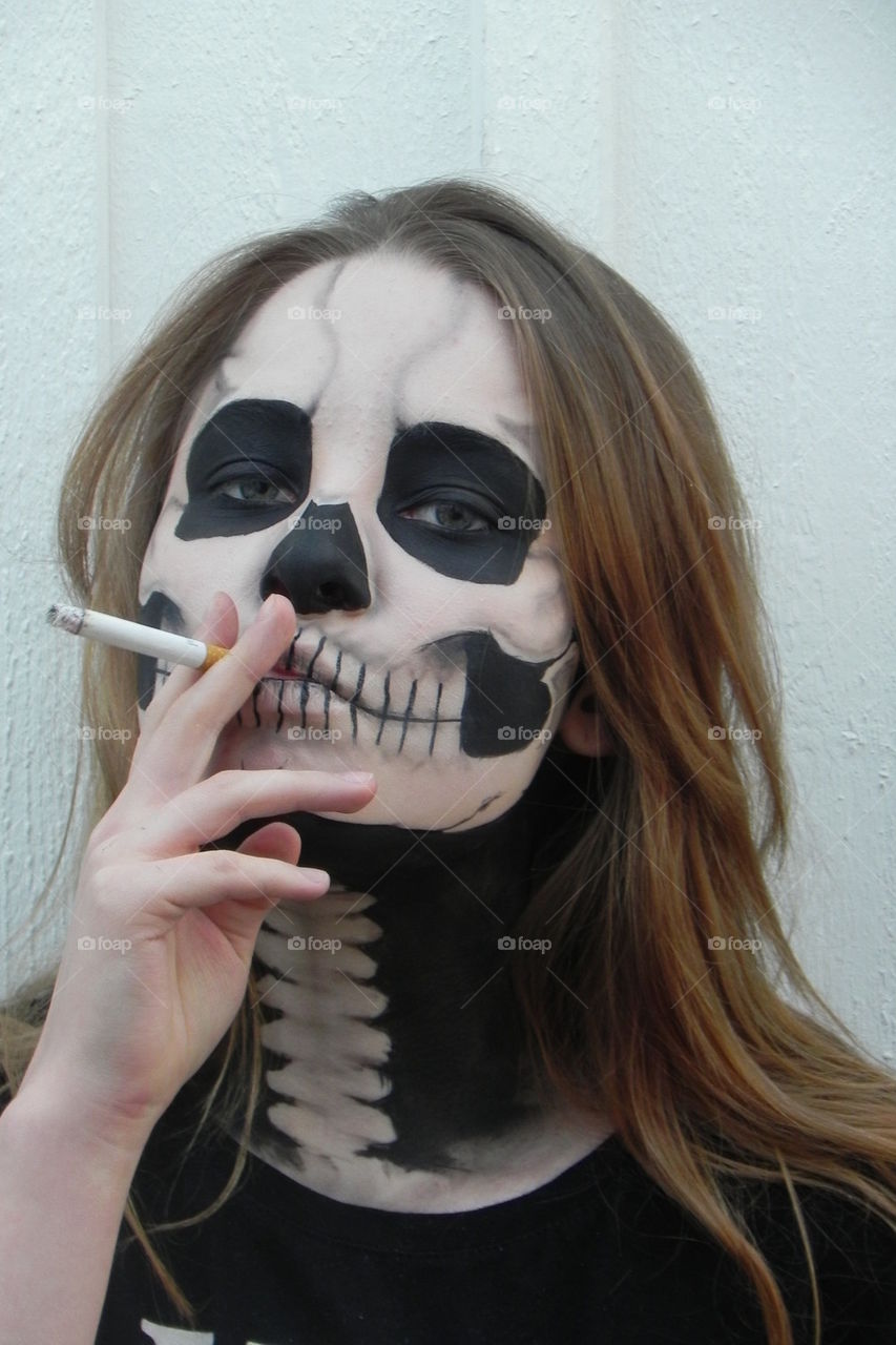 Halloween. Nathalie Renz has painted herself before Halloween 2014