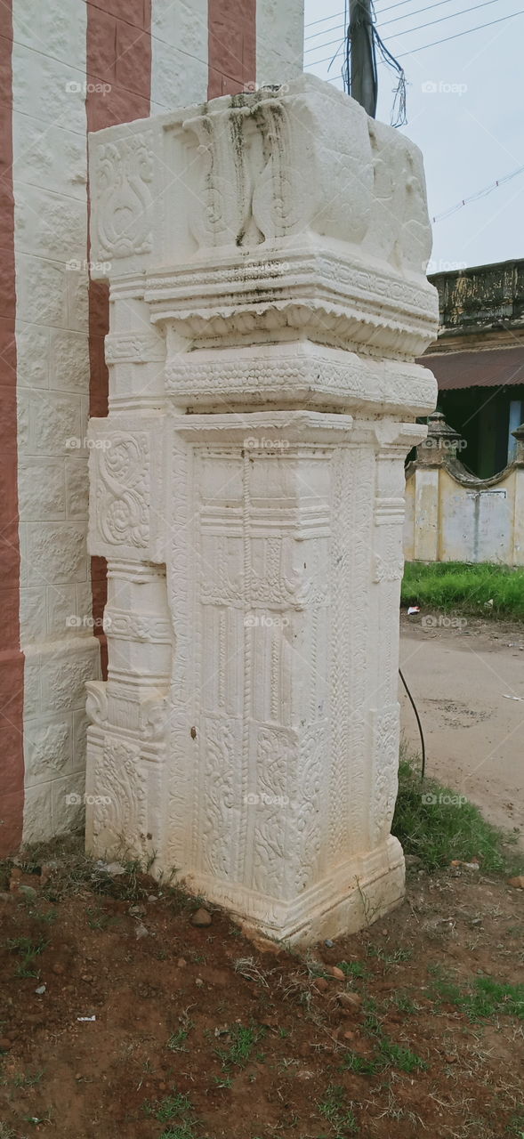 pillar