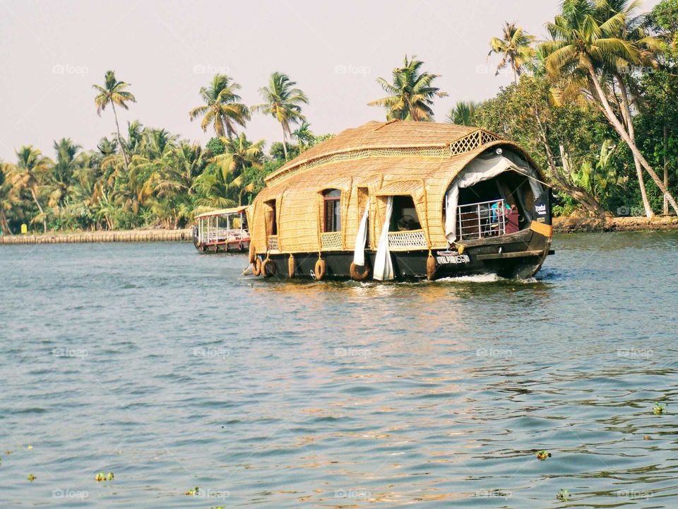 house boat