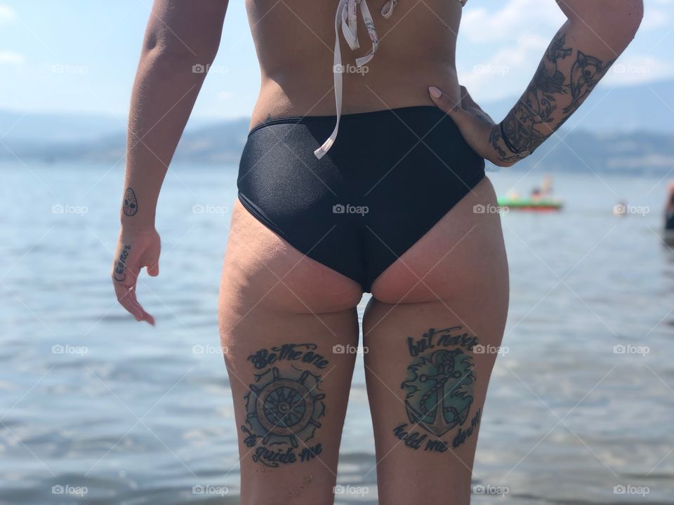 Booty and tattoos. What more can I say? 