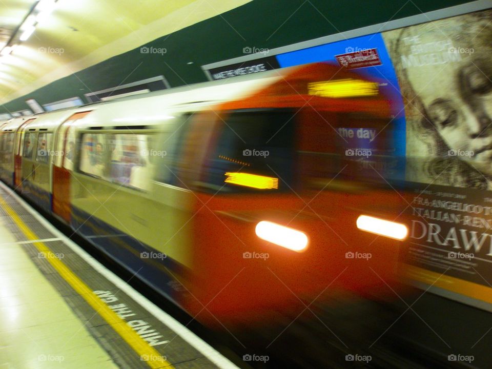 THE PADDINGTON TUBE UNDERGROUND STATION LONDON, ENGLAND