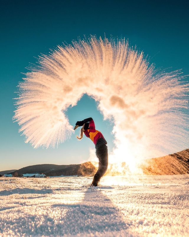 Play on the snow