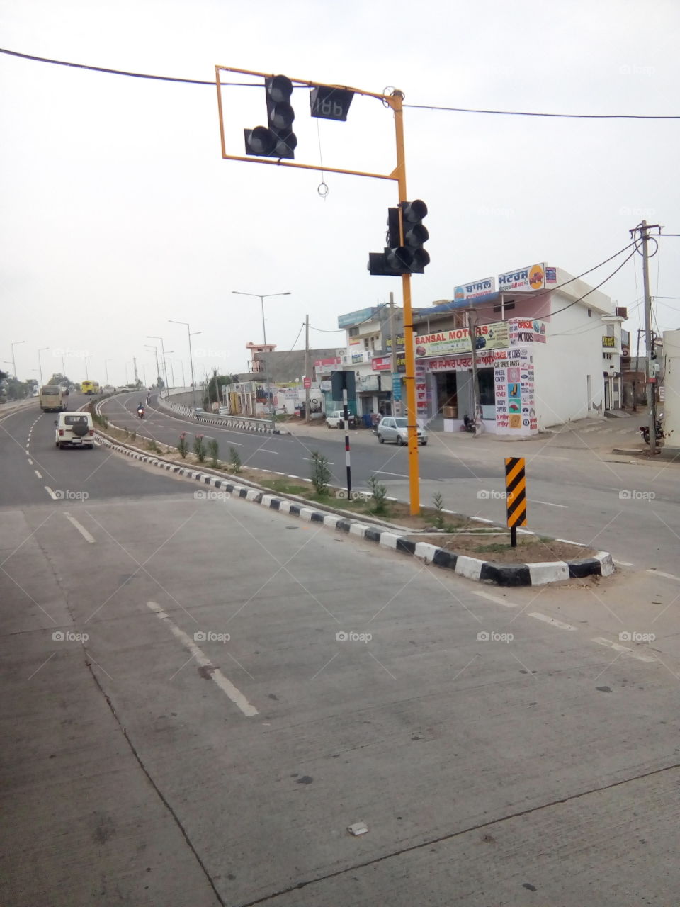 a beautiful seen of NH-7 road in India.