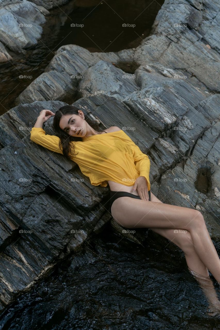 I would like beautiful luxurious saxy girls