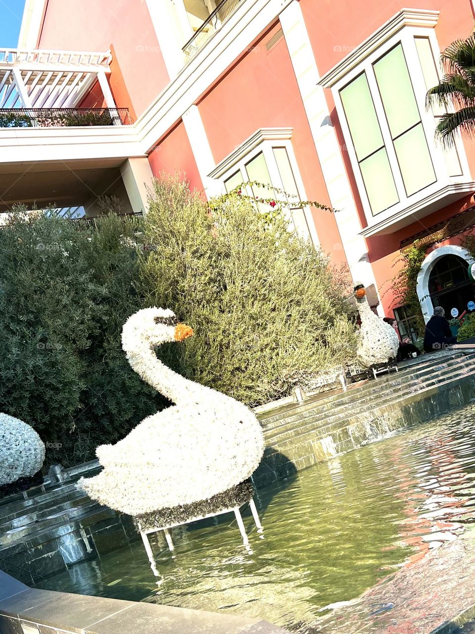 swan decaration white