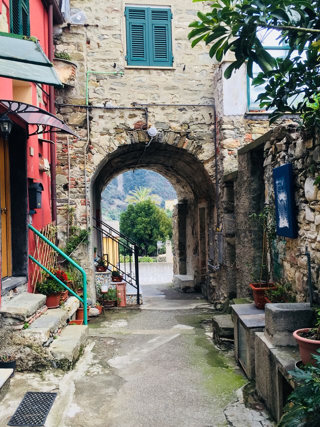Little street 