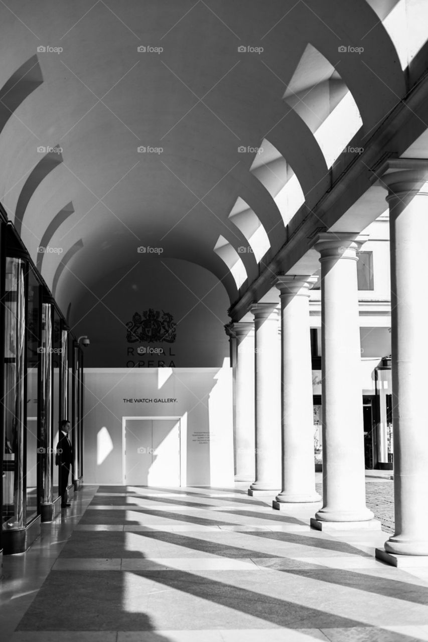 London street shadows and play