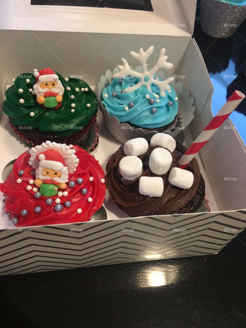 Spectacular Christmas Cakes