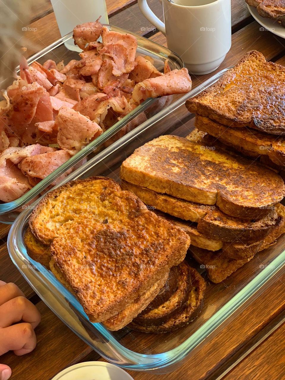 Bacon and French toast with the family 