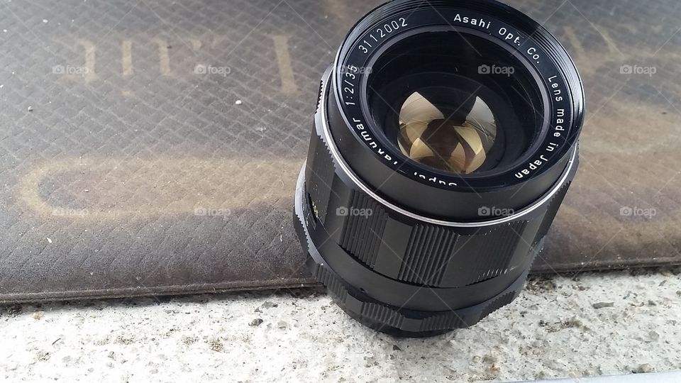 super takumar 35mm f2 lens