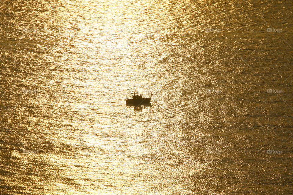 the boat on the sunlight