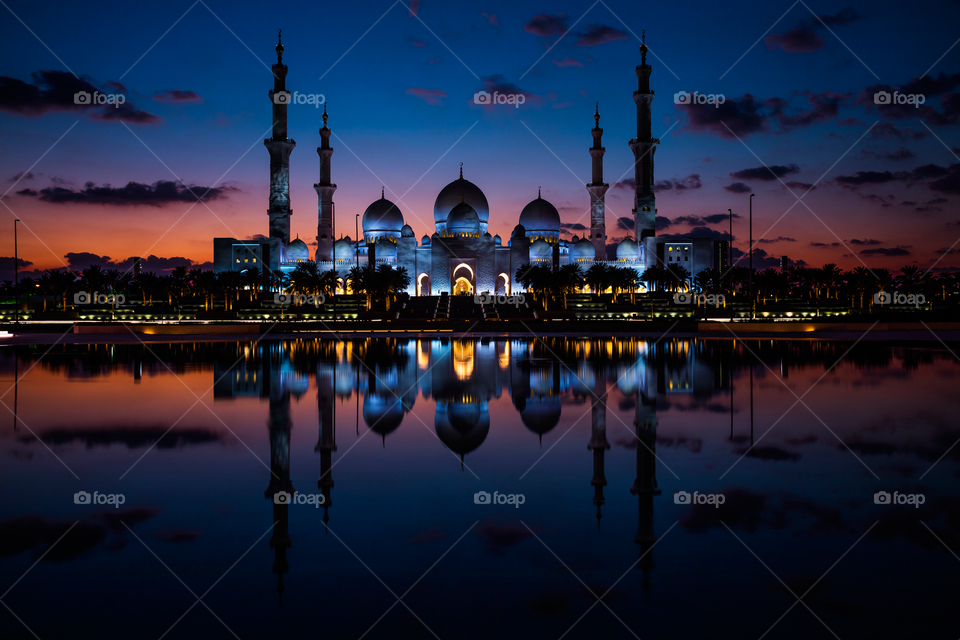 H.H. Sheikh Sheikh Zayed Mosque In Abu Dhabi before sunset 