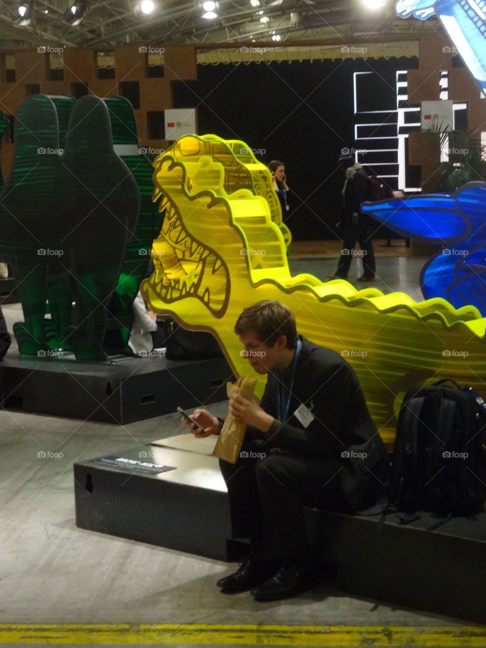 delegate eating at COP21 in Paris 2015