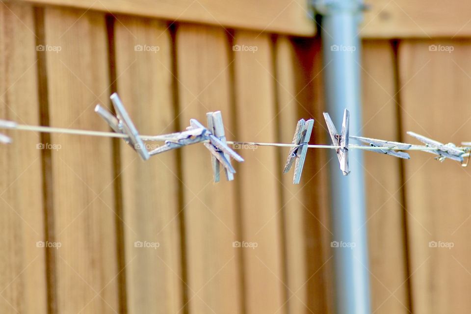 Clothesline & Clothespins 