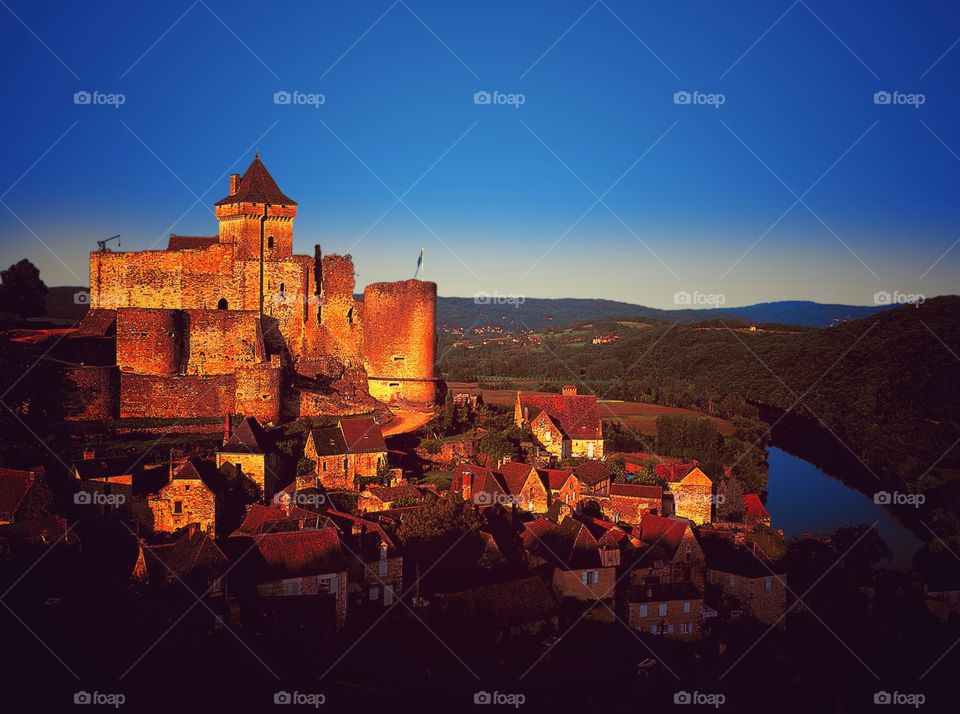 Dordogne. River