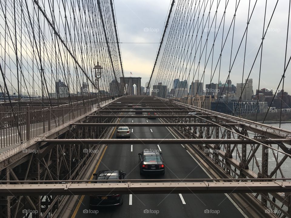 Overlooking traffic on the Brooklyn Bridge