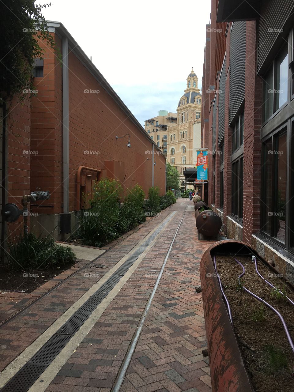 An alleyway at the San Antonio Pearl brewery