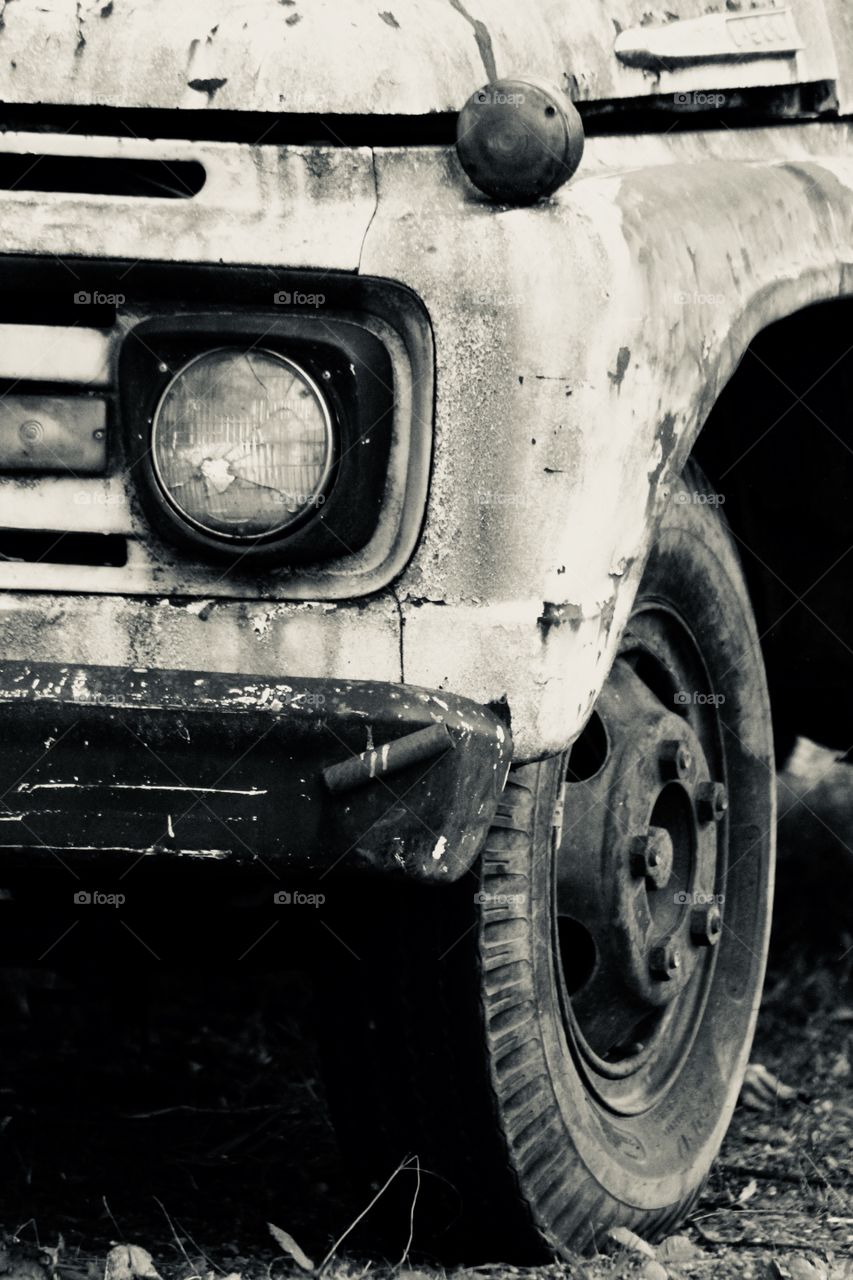 Bumper and wheel in noir