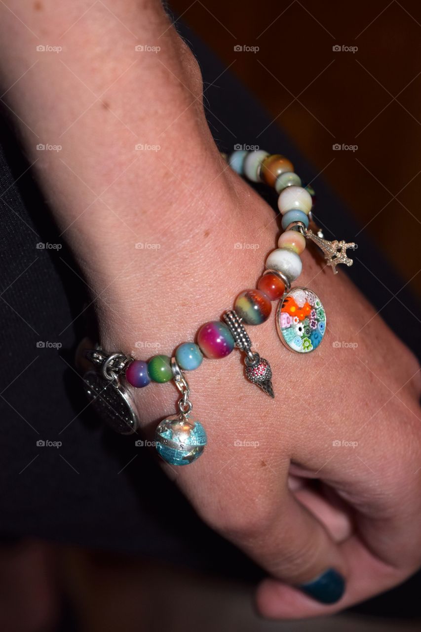 Crafted bracelet of Memories