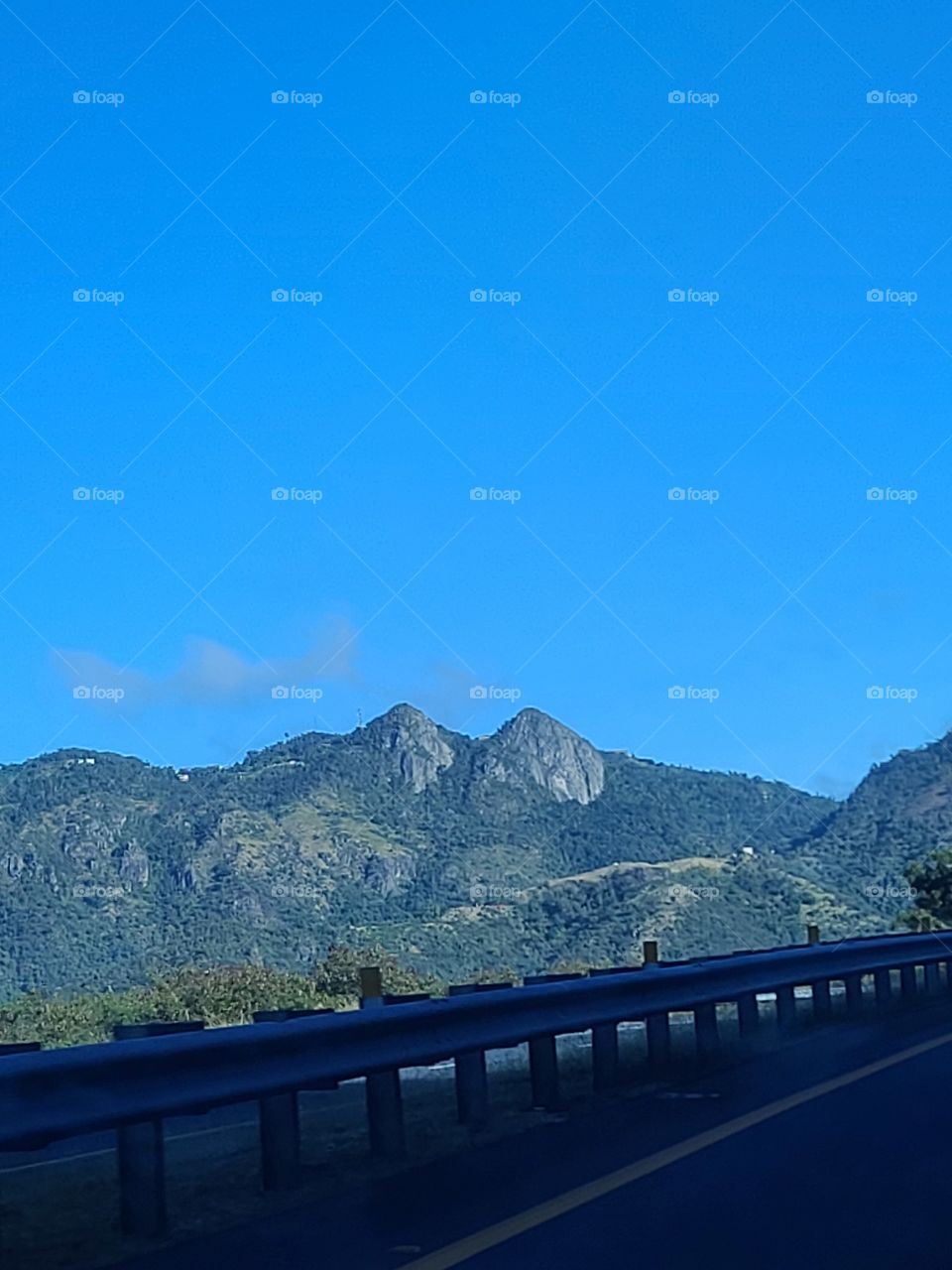 This is my road trip!! Las famosas montañas llamadas las tetas de cayey.