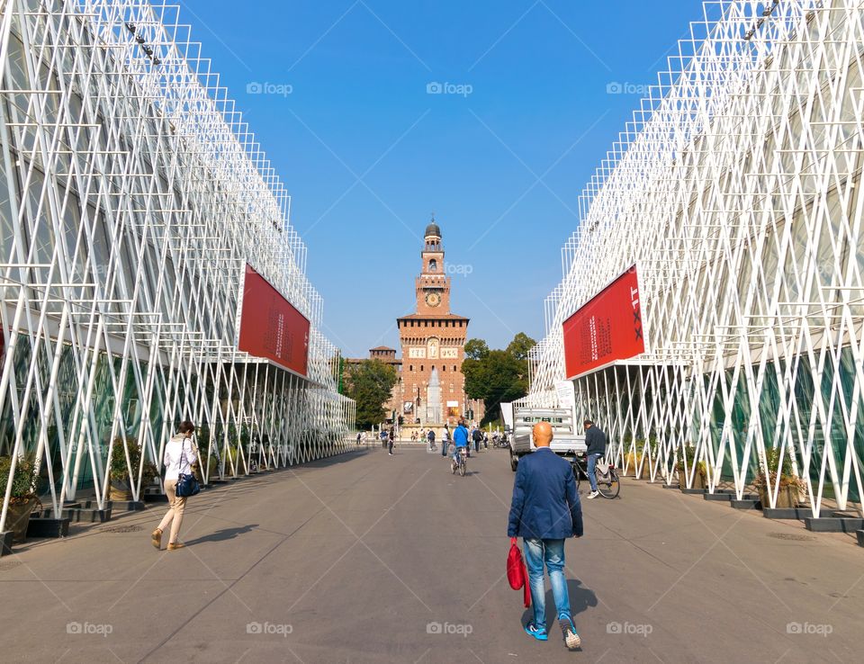 Milan commuters