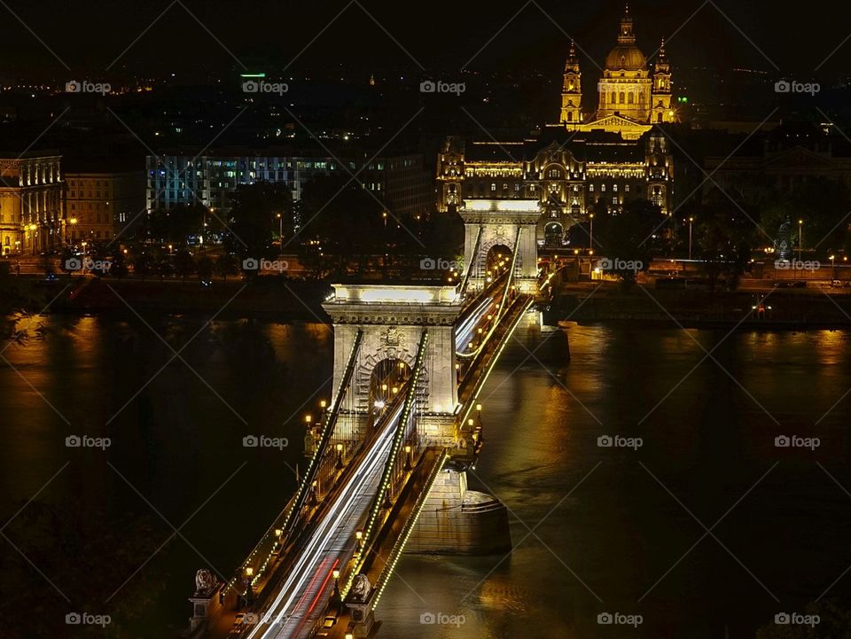 Budapest chain Bridge