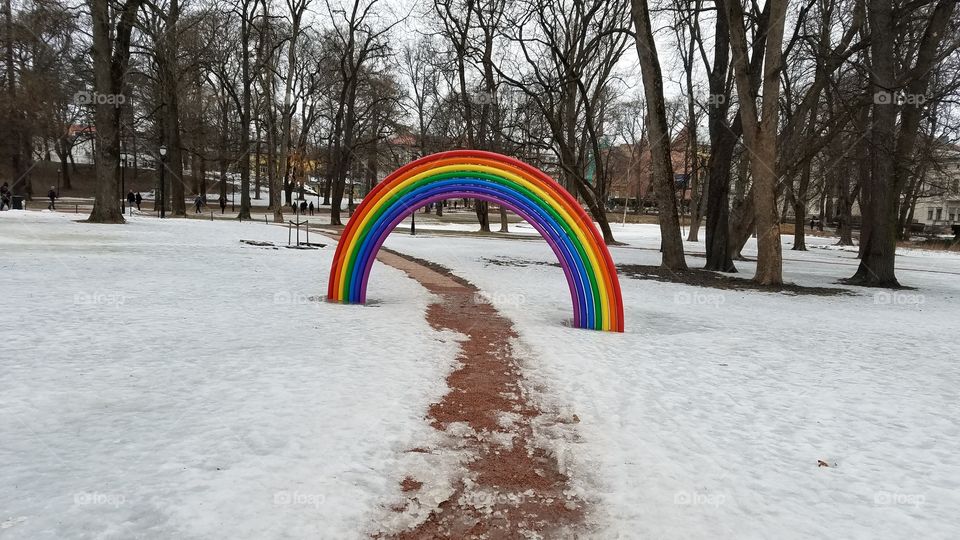 Rainbow arch